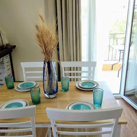 At Apartment Nikiti (Sithonia)