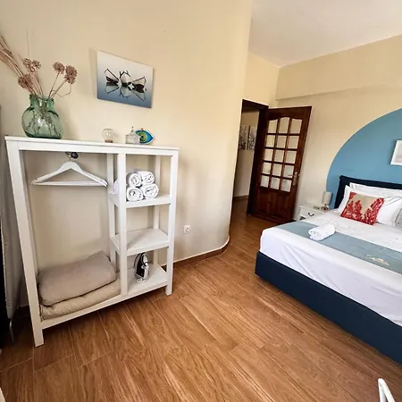 At Apartment Nikiti (Sithonia)